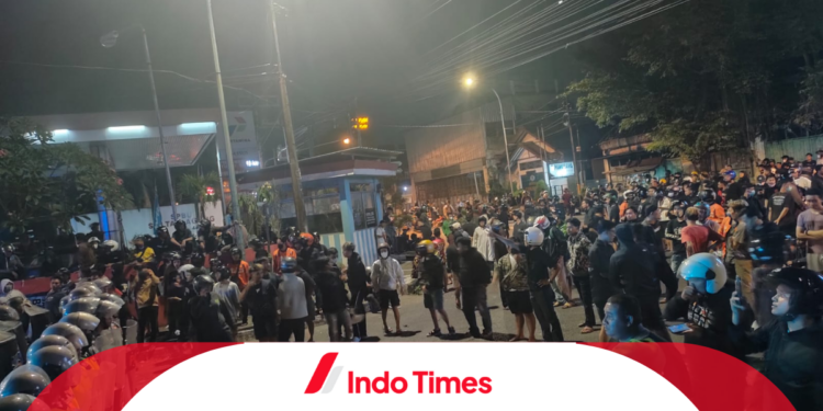 Tawuran 2 Massa di Tamsis Jogja Buntut Aksi Penganiayaan Kepada Anggota Perguruan Silat PSHT, Pelaku Akui Tak Terima Ditegur Korban 1 Tawuran 2 Massa di Tamsis Jogja Buntut Aksi Penganiayaan Kepada Anggota Perguruan Silat PSHT, Pelaku Akui Tak Terima Ditegur Korban