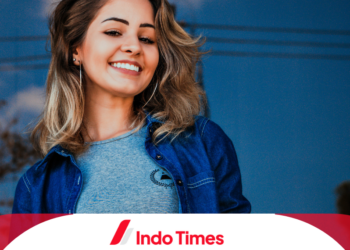 10 Rekomendasi Kemeja Denim Wanita Terbaik. Dapatkan Tampilan Sporty yang Menawan