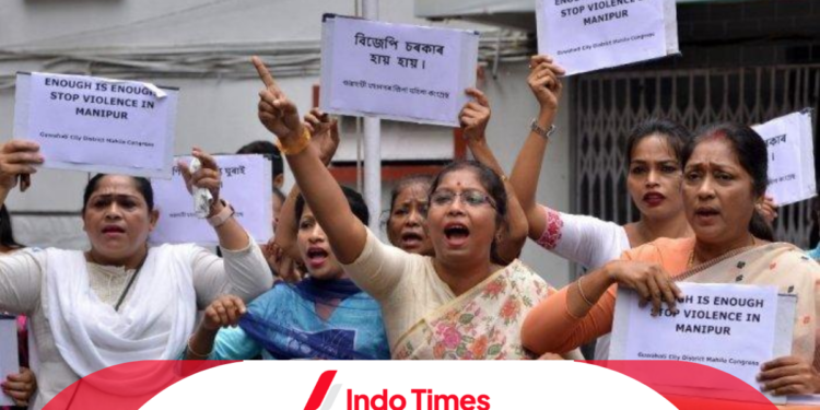 Mengerikan dan Memalukan! Tragedi 2 Wanita di India Diarak Bugil dan Diperkosa Massal, Konflik Etnis Meruncing ke Tindakan Keji 1 Mengerikan dan Memalukan! Tragedi 2 Wanita di India Diarak Bugil dan Diperkosa Massal, Konflik Etnis Meruncing ke Tindakan Keji