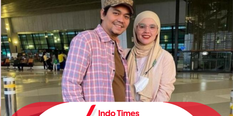 Indra Bekti dan Aldila Jelita Rujuk Kembali. Nanda Persada: Mereka Masih Ada Cinta 1 Indra Bekti dan Aldila Jelita Rujuk Kembali. Nanda Persada: Mereka Masih Ada Cinta