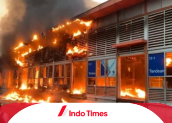 Kebakaran di Halte TransJakarta Tendean Padam, Penyebab Masih Terus Diselidiki