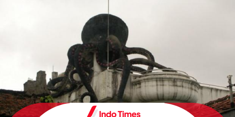 Membongkar Cerita Mistis: Mengungkap Kebenaran Tentang Rumah Gurita Bandung yang Mau Dijual Seharga Rp 25 M