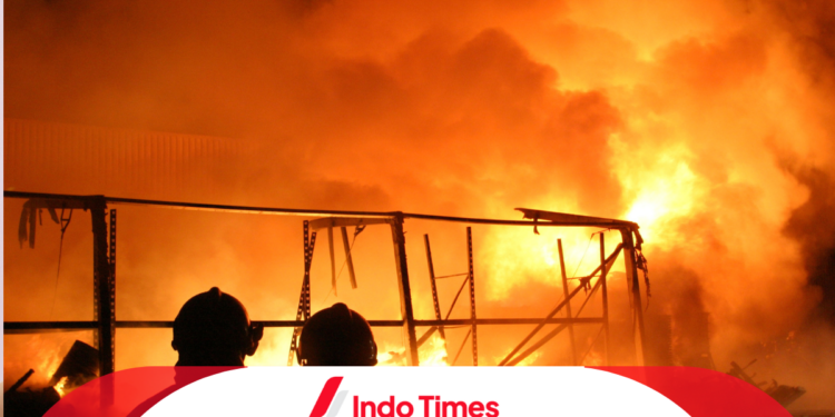 Suami Istri Tewas Terbakar, Ditemukan Saling Berpelukan