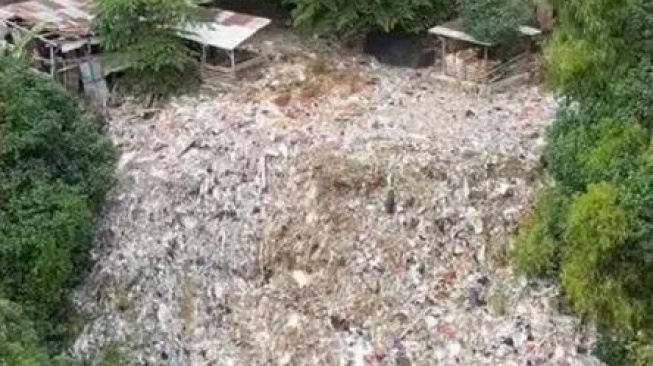 Klarifikasi DLH Atas Video Viral Gunung sampah di Buleleng