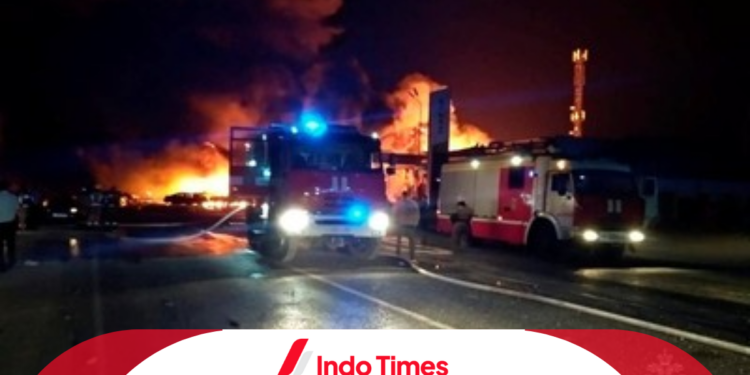 Korban Tewas Akibat Ledakan Pom Bensin di Rusia Terus Bertambah. Sedikitnya 25 Orang Tewas dan 66 Orang Luka-Luka 1 Korban Tewas Akibat Ledakan Pom Bensin di Rusia Terus Bertambah. Sedikitnya 25 Orang Tewas dan 66 Orang Luka-Luka