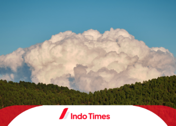 Awan Cumulonimbus: Pesona dan Bahaya di Langit
