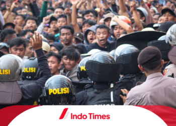 Kericuhan Supporter PSIS Semarang