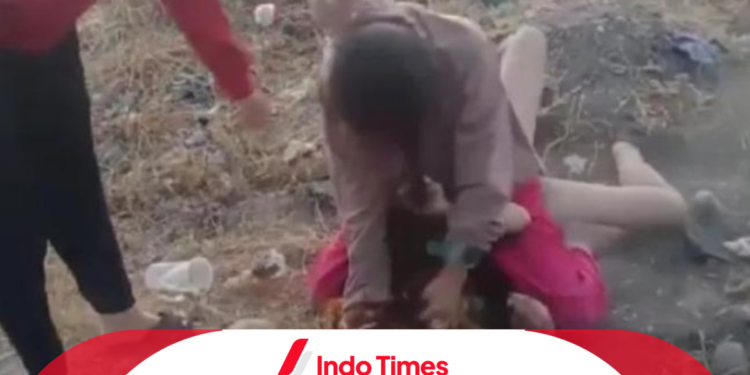 Viral Video Remaja Dianiaya di Makassar, Banyak yang Melihat Memilih Diam 1 Viral Video Remaja Dianiaya di Makassar, Banyak yang Melihat Memilih Diam