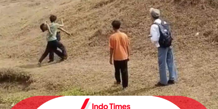 Viral Video Duel Pelajar di Cianjur, Anak SMA Jadi Wasit!