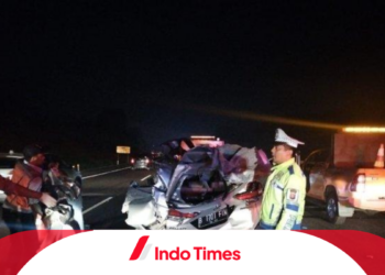 Minibus Tabrak Truk di Tol Cipali: 2 Korban Tewas di Tempat