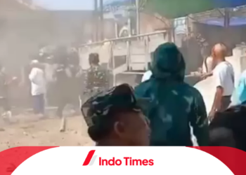 Pilkades di Kembangan Ricuh, Brimob Sampai Diturunkan. 1 Orang Terluka