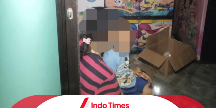 Bhabinkamtibmas Selamatkan Ibu-Anak Disekap Bos Rental di Ngawi 1 ibu-anak disekap bos rental