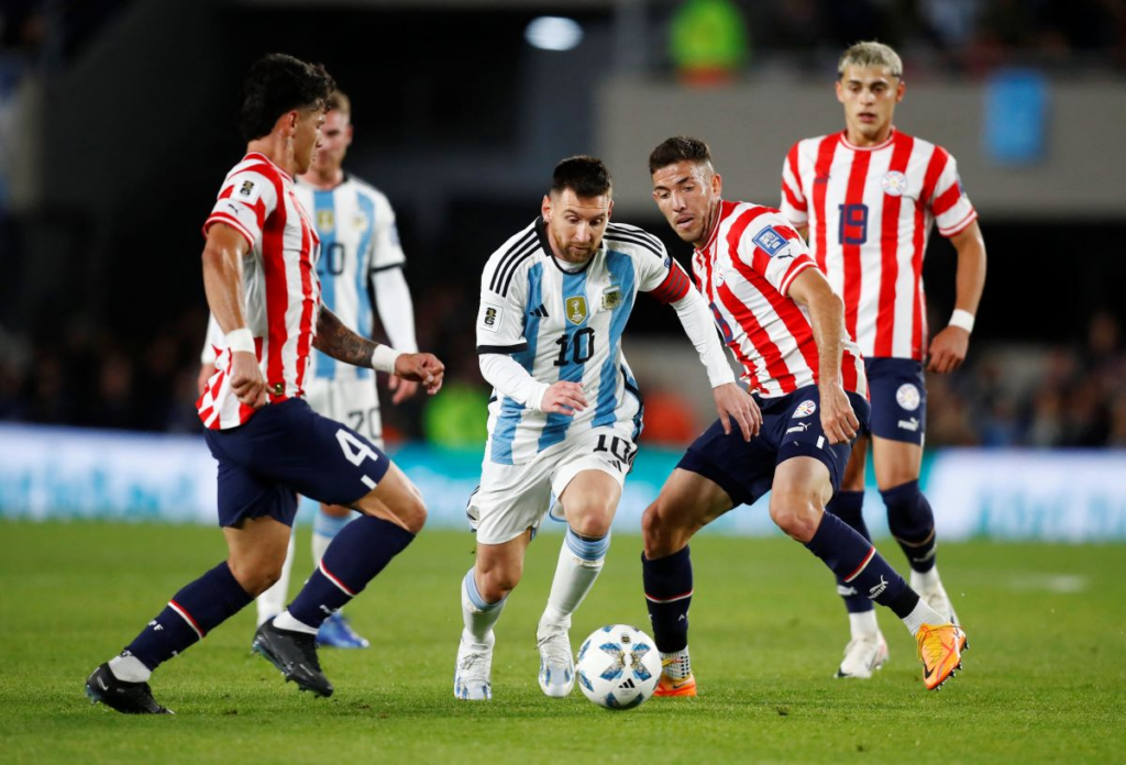 Jalannya Pertandingan Argentina vs Paraguay