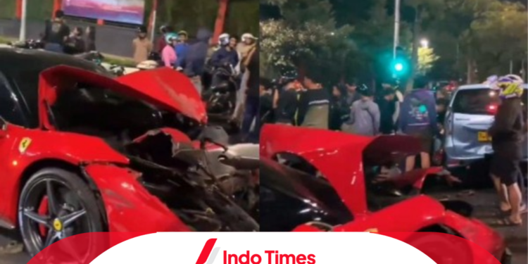 Tabrakan Mobil Ferrari di Senayan Libatkan 5 Kendaraan, 2 Orang Terluka 1 Tabrakan Mobil Ferrari di Senayan Libatkan 5 Kendaraan, 2 Orang Terluka