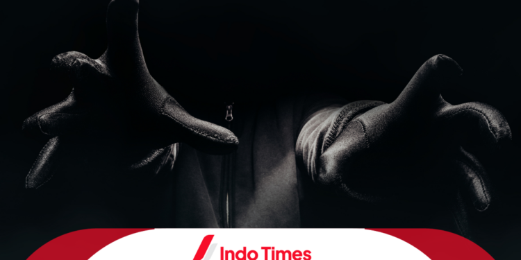 Diduga Selingkuh, Dosen Unhas Dianiaya Suami Asal Italia 1 Diduga Selingkuh, Dosen Unhas Dianiaya Suami Asal Italia