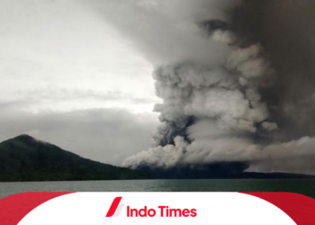 Gunung Anak Krakatau Erupsi, Kolam Abu Mencapai Tinggi 450 Meter