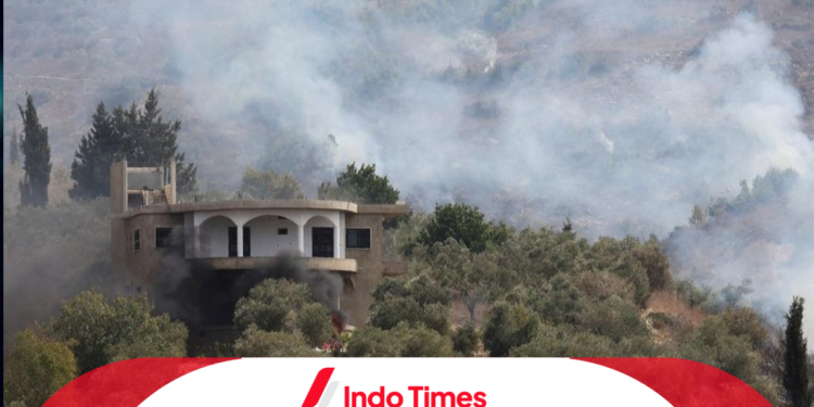 Hizbullah Serang Israel (1)