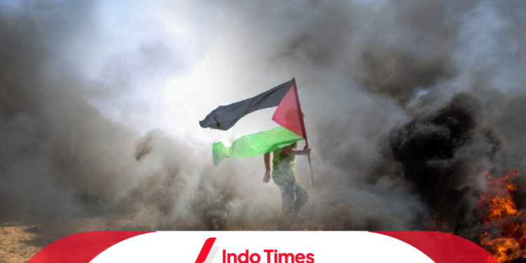 Ulah Sekuriti Copot Bendera Palestina Pengendara Motor Berujung Cekcok Mulut