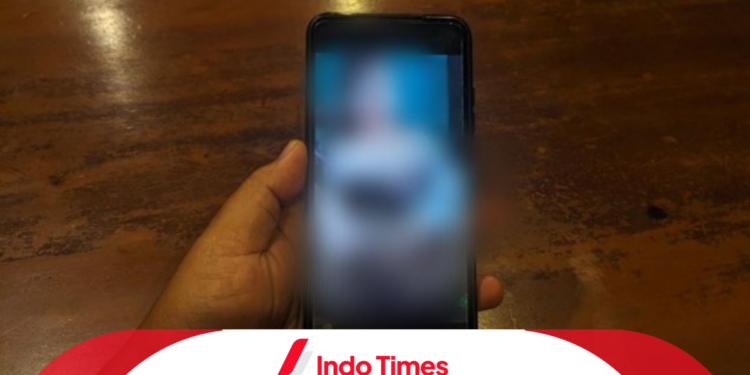 Heboh! Video Siswi Masturbasi di Trenggalek Beredar Luas. Durasi Video Hingga 2 Menit Lebih 1 Heboh! Video Siswi Masturbasi di Trenggalek Beredar Luas. Durasi Video Hingga 2 Menit Lebih