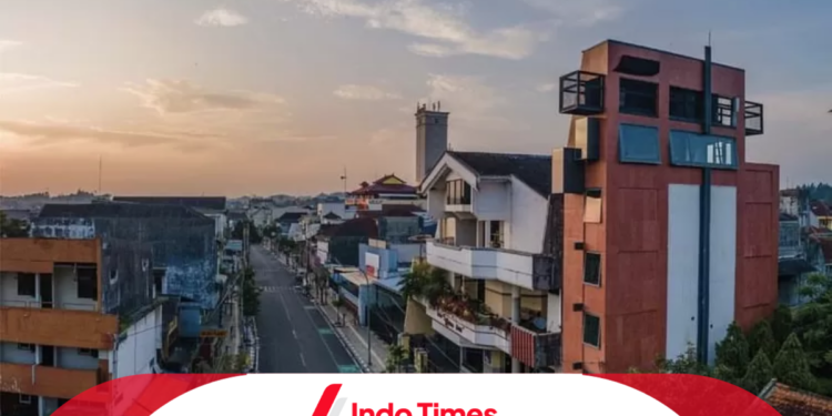 Hotel Ramping di Salatiga Dinobatkan Sebagai Paling Ramping di Dunia, Hanya Terdiri Atas 7 Kamar 1 Hotel Ramping di Salatiga Dinobatkan Sebagai Paling Ramping di Dunia, Hanya Terdiri Atas 7 Kamar