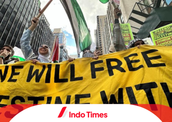 Aksi Bakar Diri Bawa Bendera Palestina di Konsulat Israel di AS