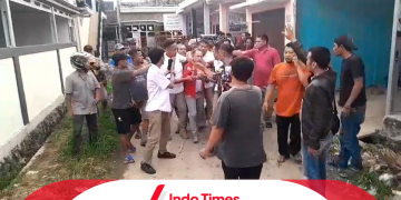 Warga Gerebek Pengacara Perkosa Bocah di Serang, Korban Diiming-imingi HP Baru